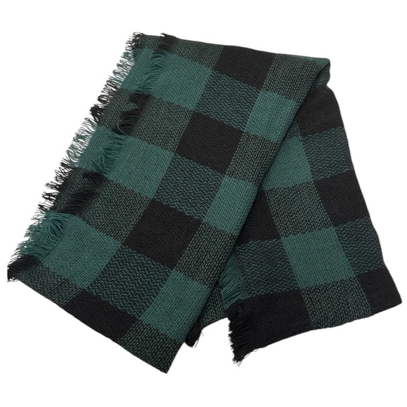 Green and black checked infinity scarf - Picture 1 of 6